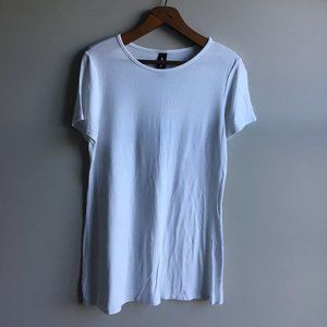 ⚪ Agnes & Dora super soft white basic tee